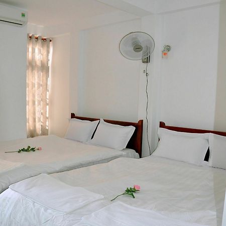 Ngoc Tung Mini Hotel Хуе Екстериор снимка
