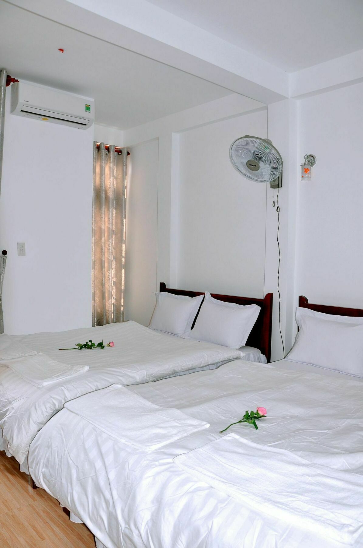 Ngoc Tung Mini Hotel Хуе Екстериор снимка